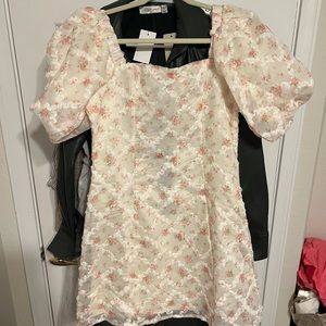 Annabelle White/Floral Puff Sleeve Mini Dress